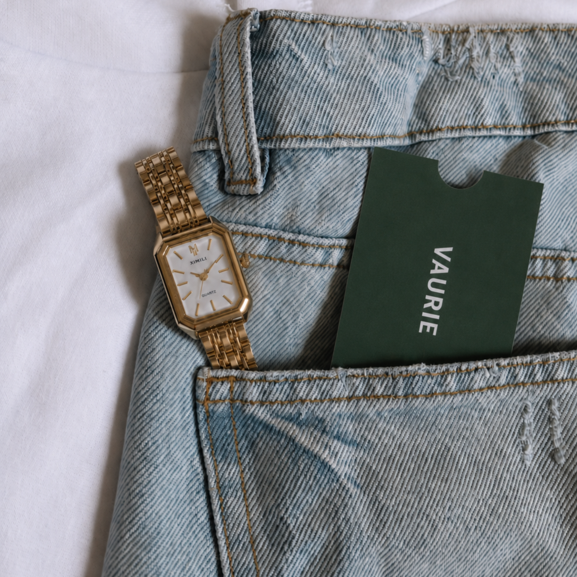 Le Marais Watch Lumière | Balvem
